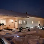 Arctic Circle Luxury House - Next To Santa's Village * Rovaniemi