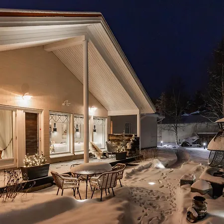 Arctic Circle Luxury House - Next To Santa's Village ヴィラ