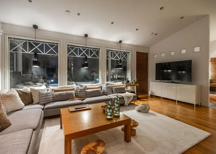 Вилла Arctic Circle Luxury House - Next To Santa's Village *